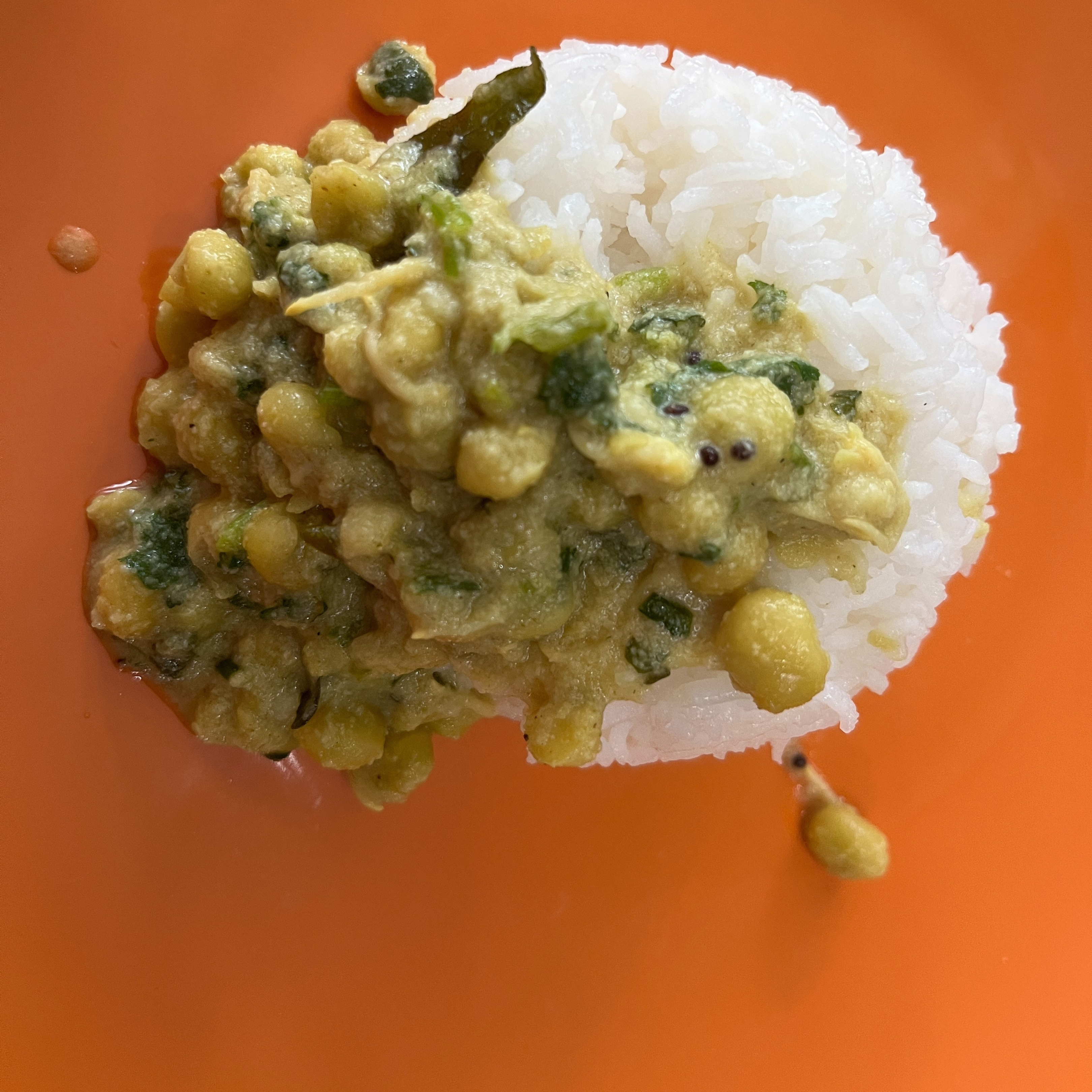 Sprouted Green peas curry